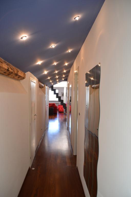Sunflower Apartment With Private Terrace And Lift Genua Exteriör bild